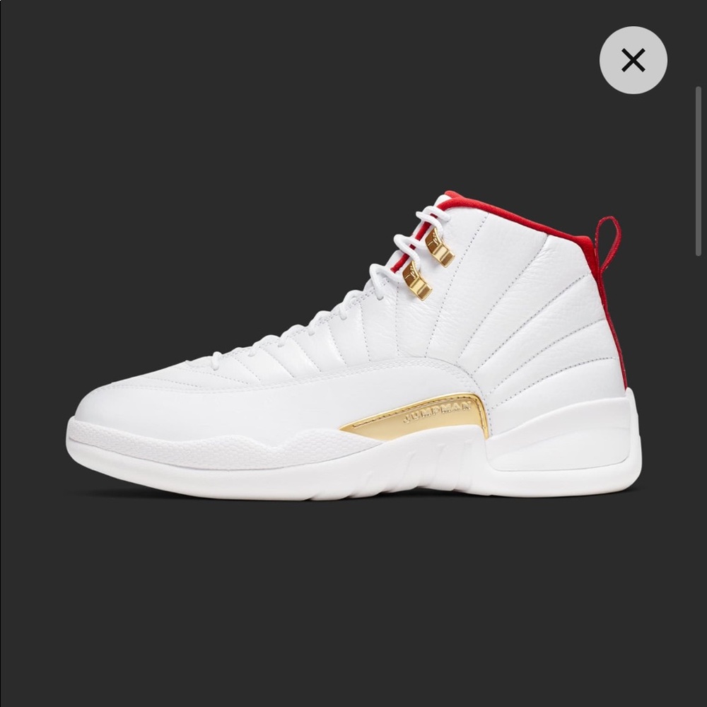 Jordan 12’s White University Red Size 9 Box included ! Willing to negotiate!